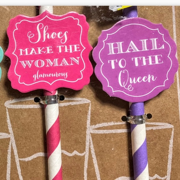 NIP Set of 20 Paper Party Straws In 4 Fun Designs - Picture 6 of 9